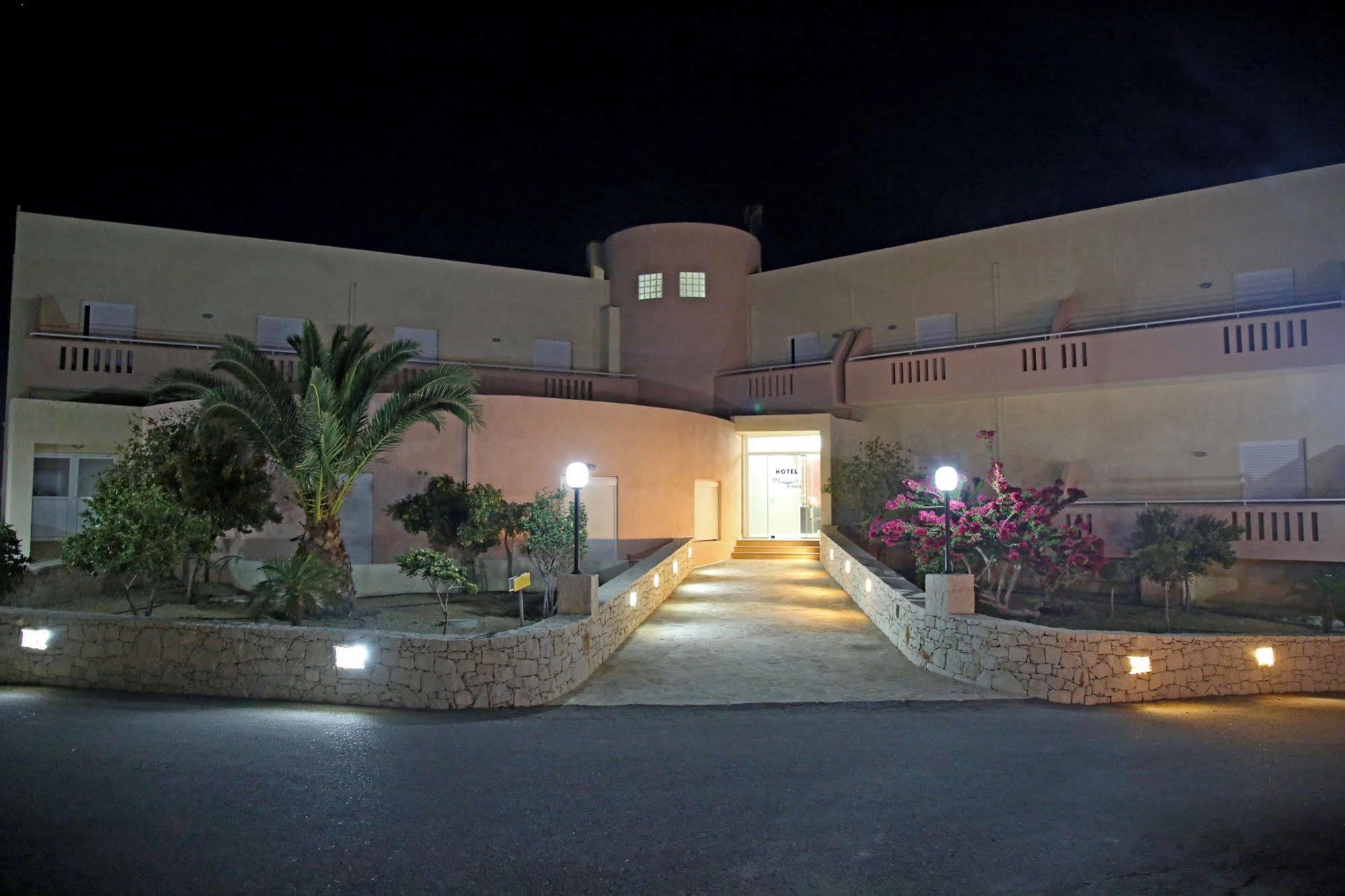 Hotel Sea Breeze Sitia  Exterior foto